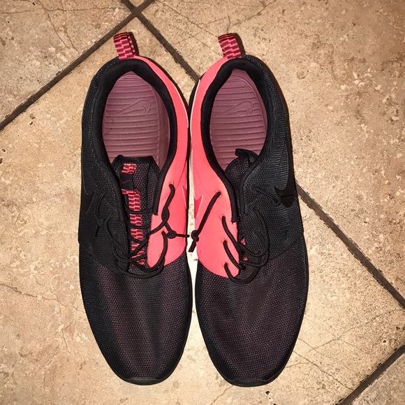 Nike Other - Roshe Run